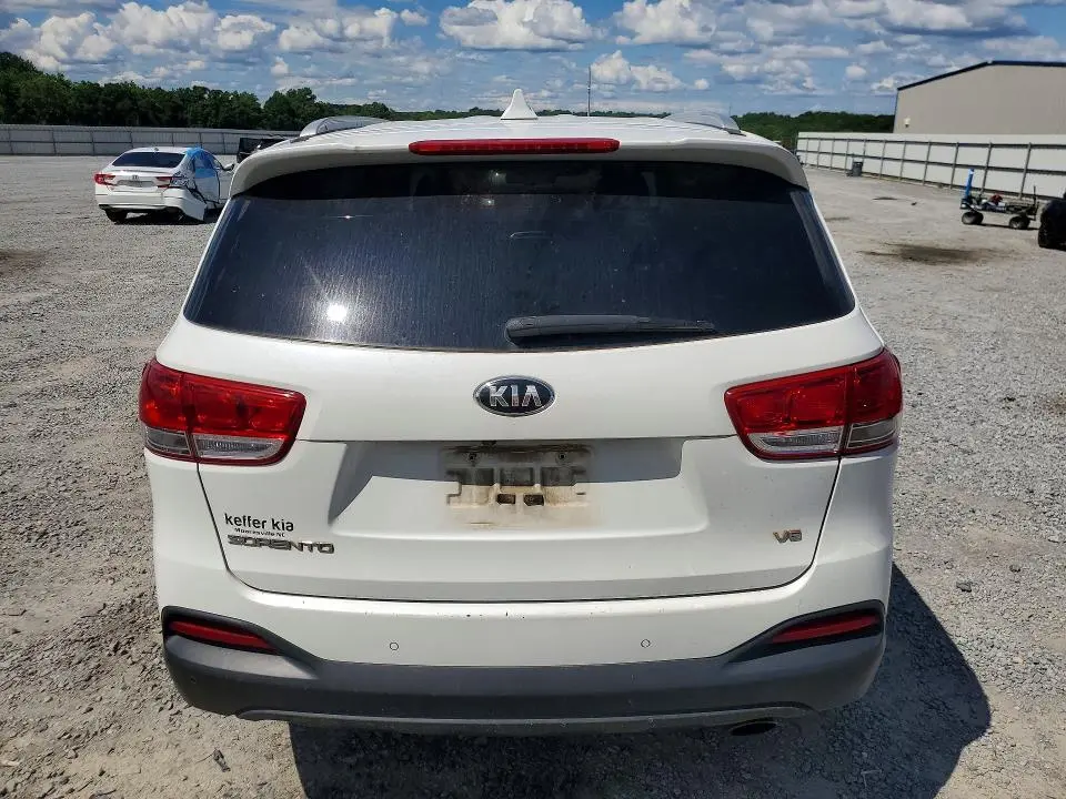 2018 KIA SORENTO LX V6  
