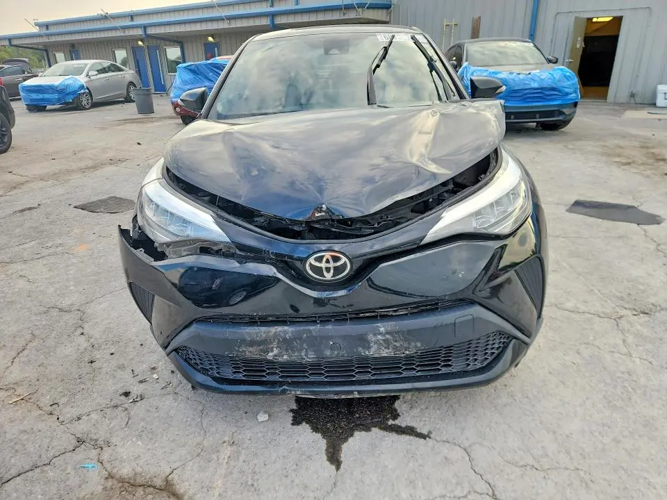 2022 TOYOTA C-HR NIGHTSHADE  