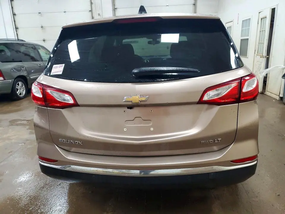 2018 CHEVROLET EQUINOX LT  
