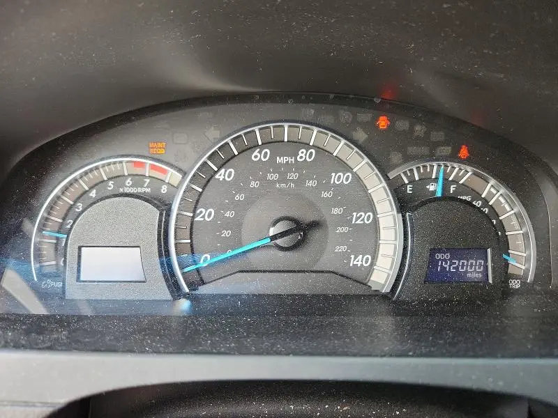 2014 TOYOTA CAMRY SE  