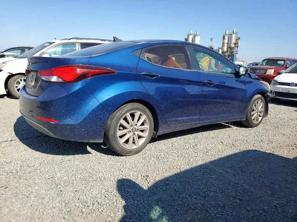 2015 HYUNDAI ELANTRA SE  
