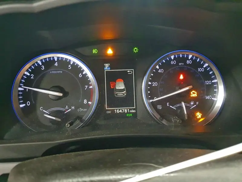 2017 TOYOTA HIGHLANDER LIMITED  