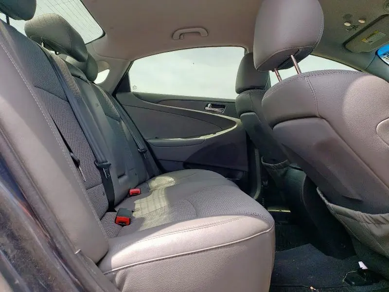 2013 HYUNDAI SONATA SE  