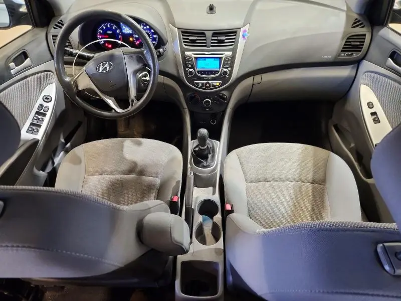 2013 HYUNDAI ACCENT GS  