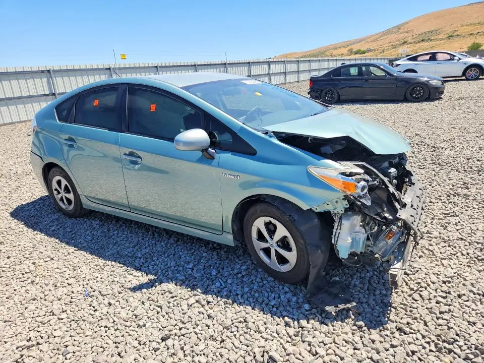 2013 TOYOTA PRIUS TWO  