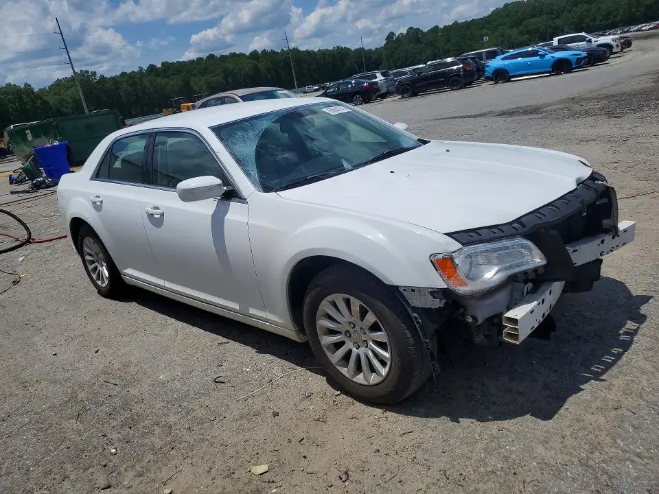 2011 CHRYSLER 300   