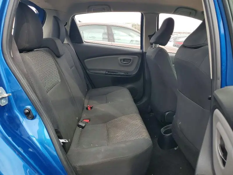 2015 TOYOTA YARIS 5-DOOR L  