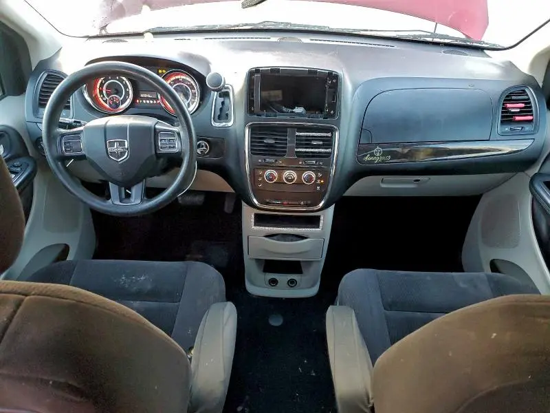 2014 DODGE GRAND CARAVAN SE  