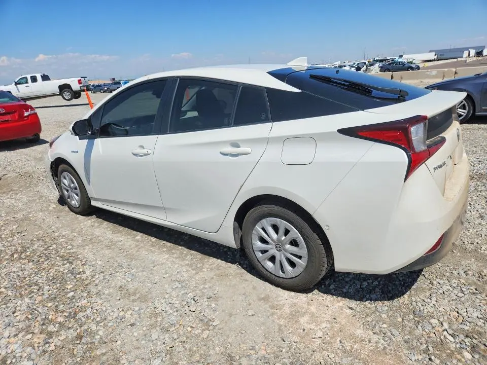 2019 TOYOTA PRIUS LE  
