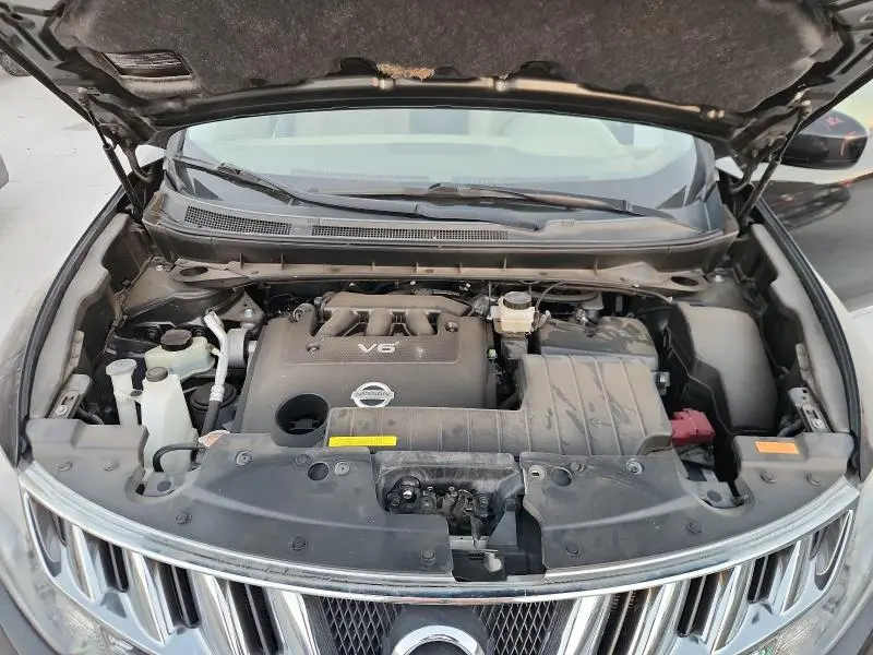 2010 NISSAN MURANO S  