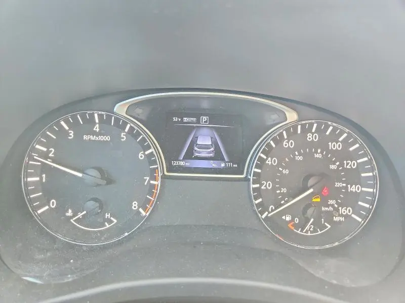 2017 NISSAN PATHFINDER SL  
