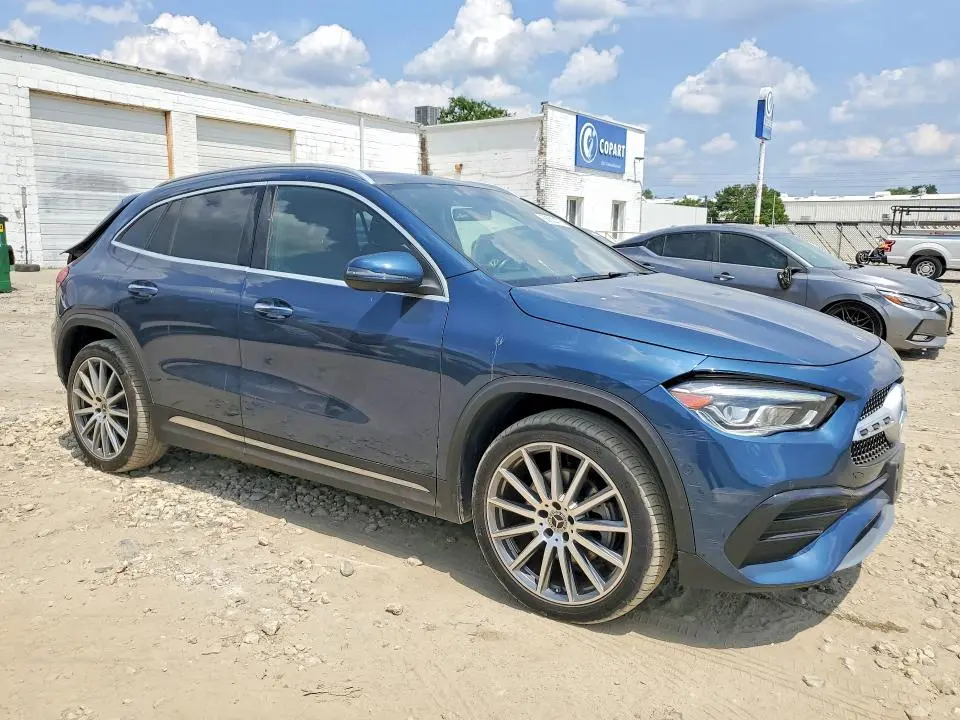 2021 MERCEDES-BENZ GLA 250 4MATIC  