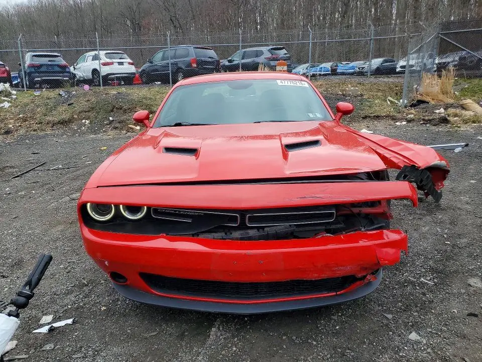 2016 DODGE CHALLENGER SXT  