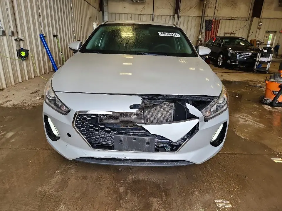 2018 HYUNDAI ELANTRA GT BASE  