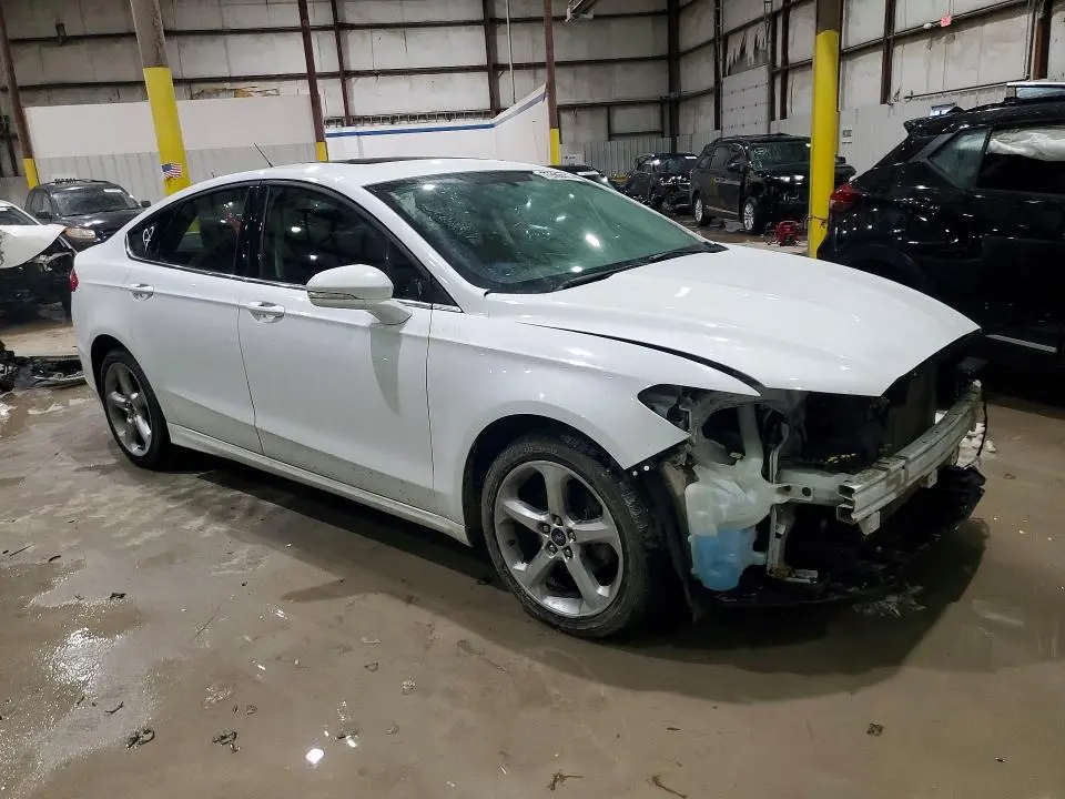 2016 FORD FUSION SE  