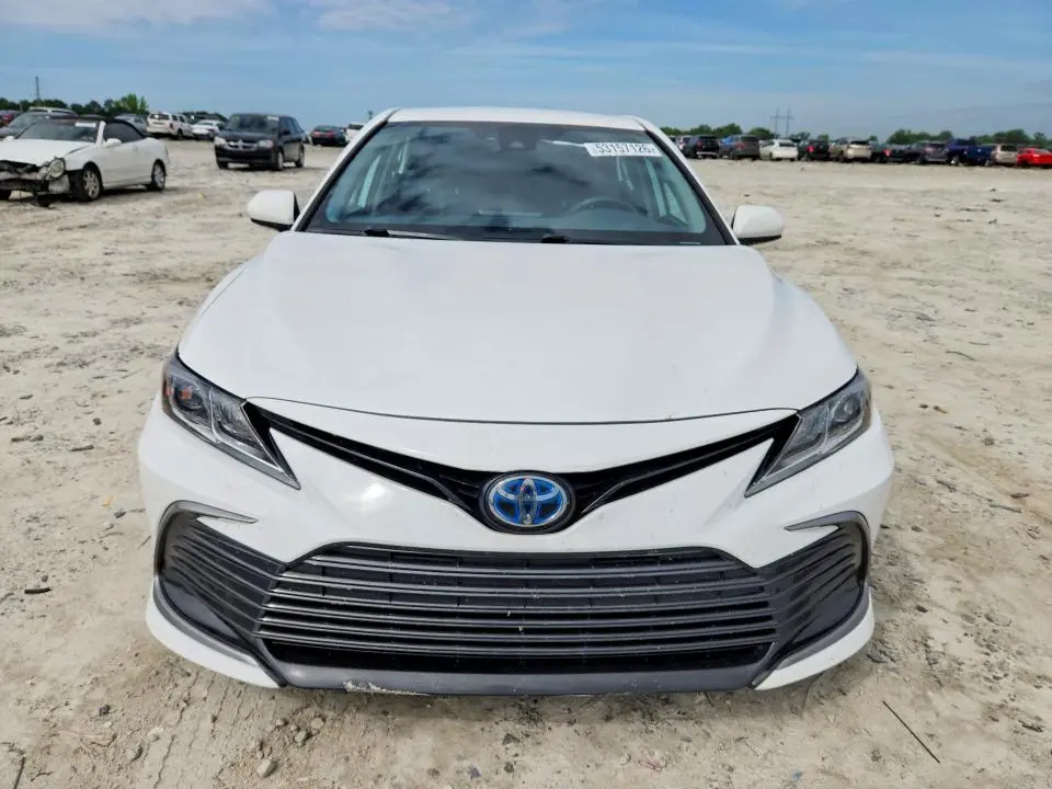 2022 TOYOTA CAMRY LE  