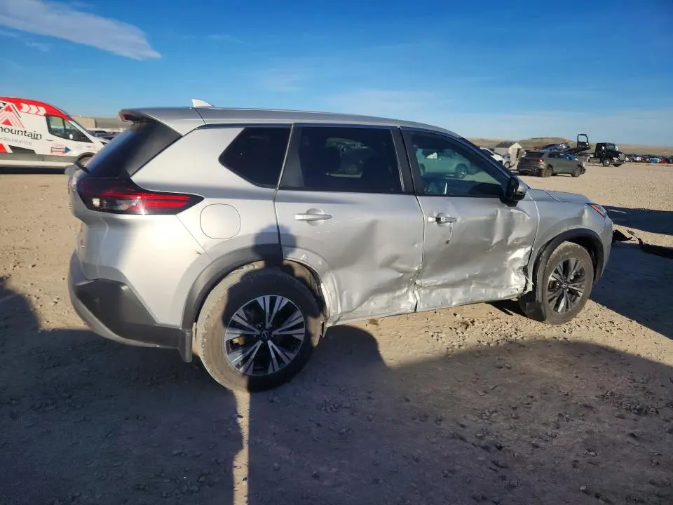 2022 NISSAN ROGUE SV  