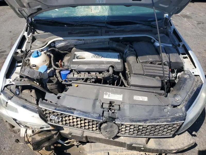 2013 VOLKSWAGEN JETTA GLI  