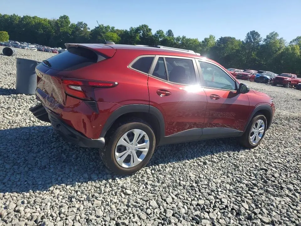 2024 CHEVROLET TRAX LS  