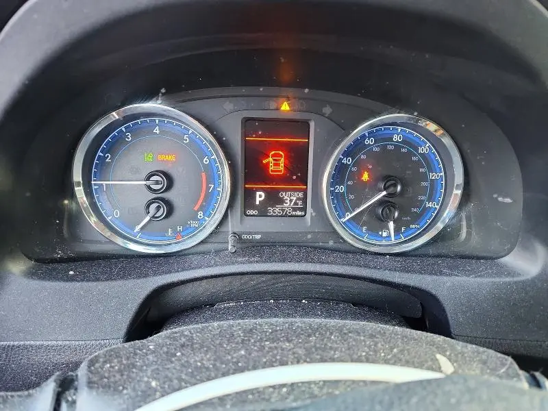 2019 TOYOTA COROLLA L  