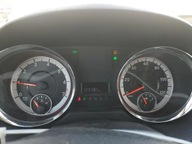 2012 DODGE GRAND CARAVAN SE  