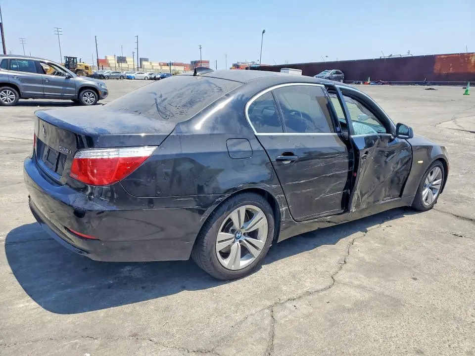2010 BMW 528 I  