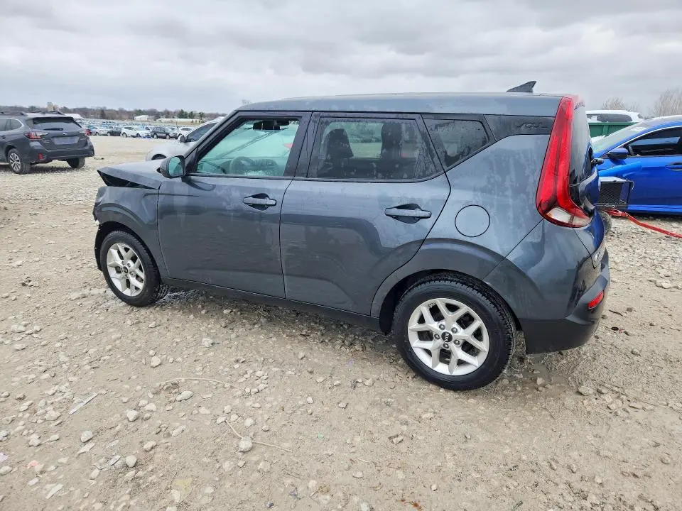 2021 KIA SOUL S  