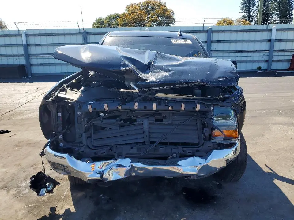 2018 CHEVROLET SILVERADO C1500 LT  
