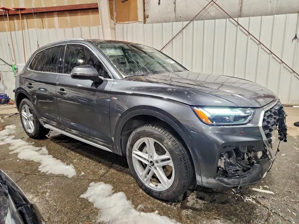 2025 AUDI Q5   