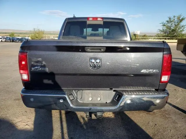 2018 RAM 1500 SLT  
