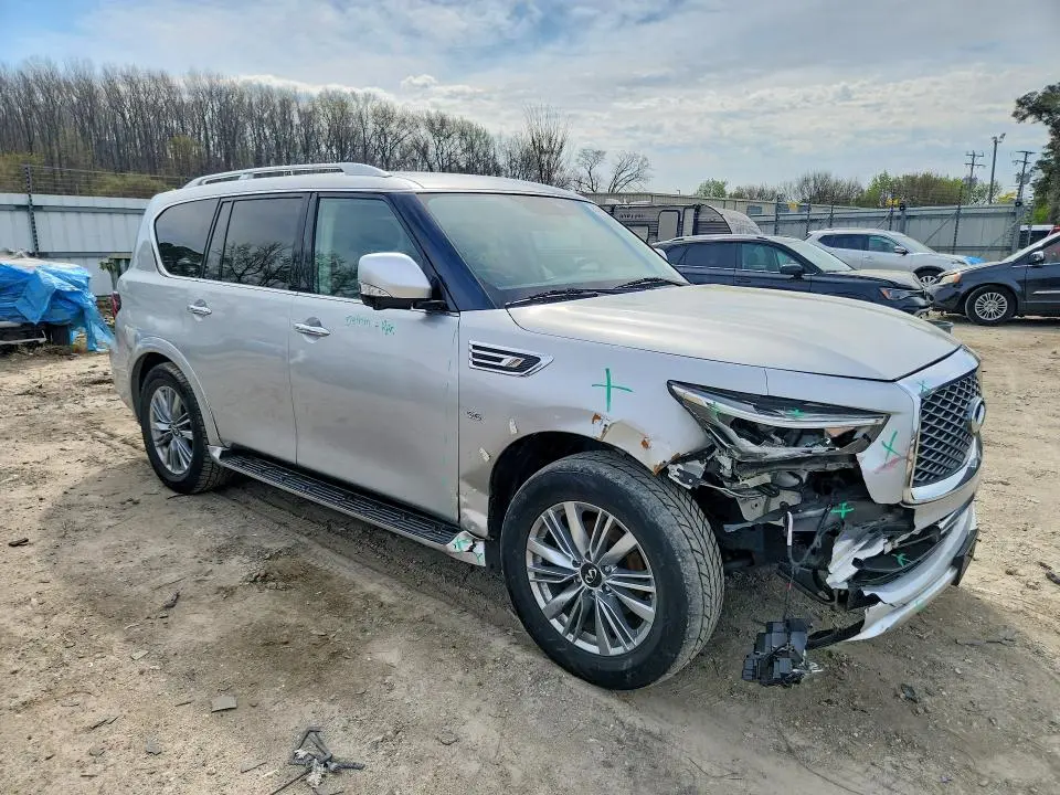 2020 INFINITI QX80 LUXE  