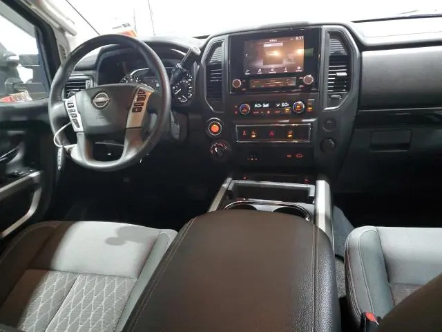 2023 NISSAN TITAN SV  