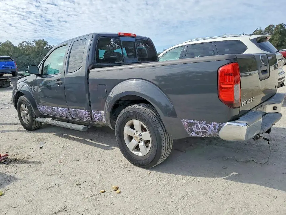 2012 NISSAN FRONTIER SV  