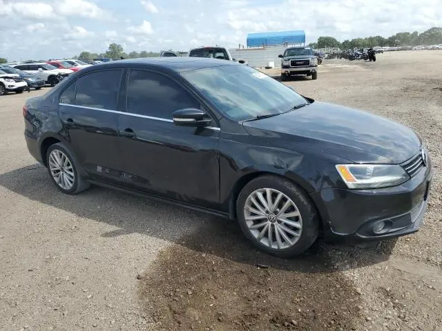 2011 VOLKSWAGEN JETTA SEL  