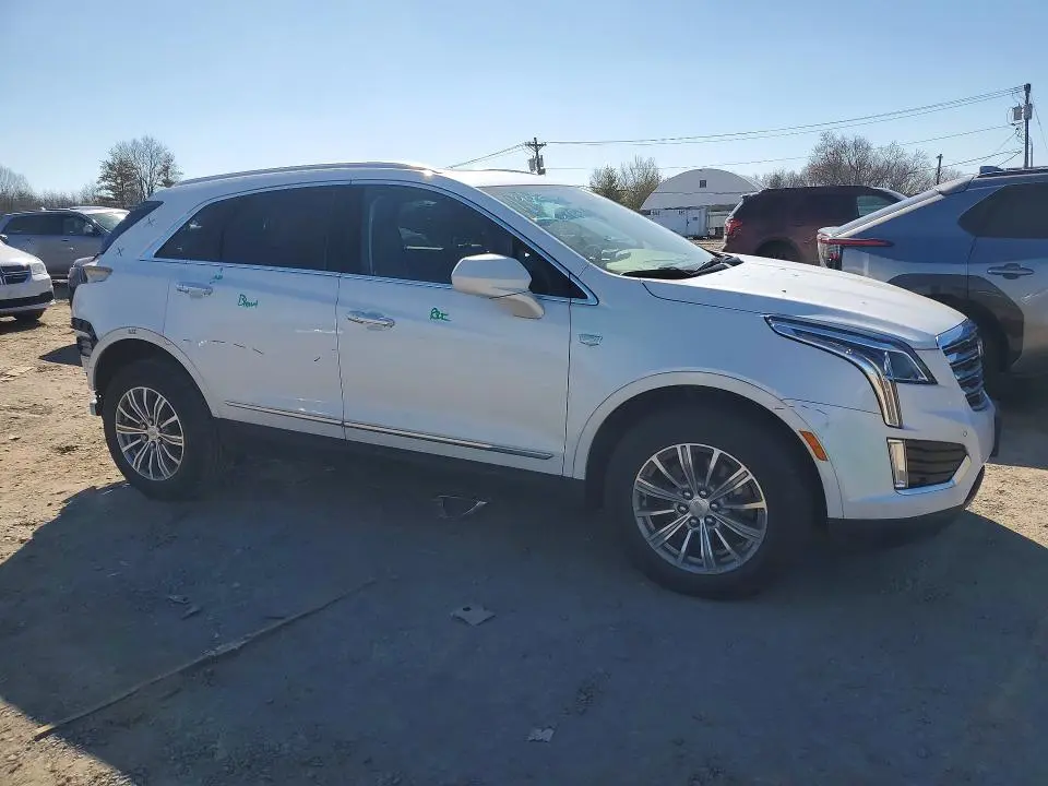 2019 CADILLAC XT5 LUXURY  