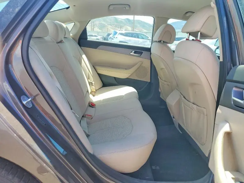 2017 HYUNDAI SONATA SE  