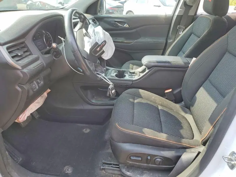 2022 GMC ACADIA AT4  