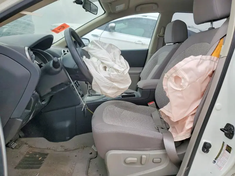 2012 NISSAN ROGUE S  