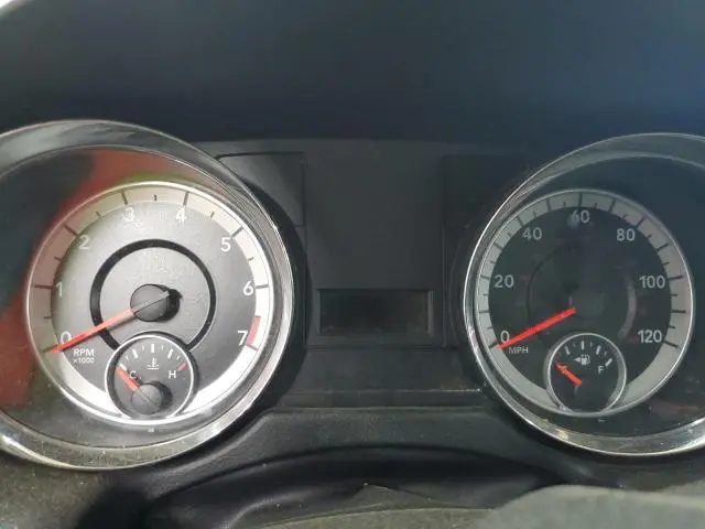 2014 DODGE GRAND CARAVAN SE  