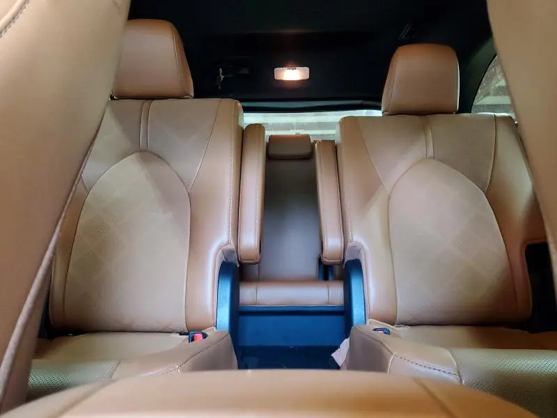 2022 TOYOTA HIGHLANDER HYBRID PLATINUM  