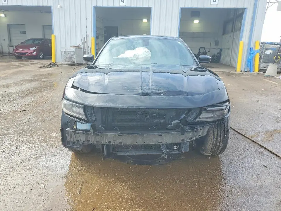 2019 DODGE CHARGER SXT  