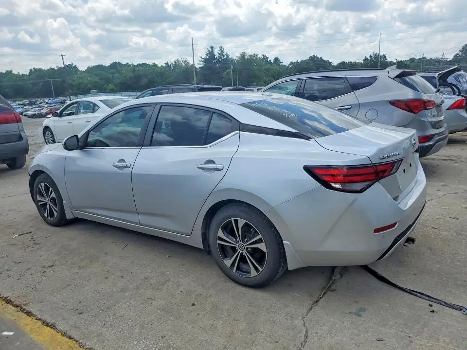 2022 NISSAN SENTRA SV  
