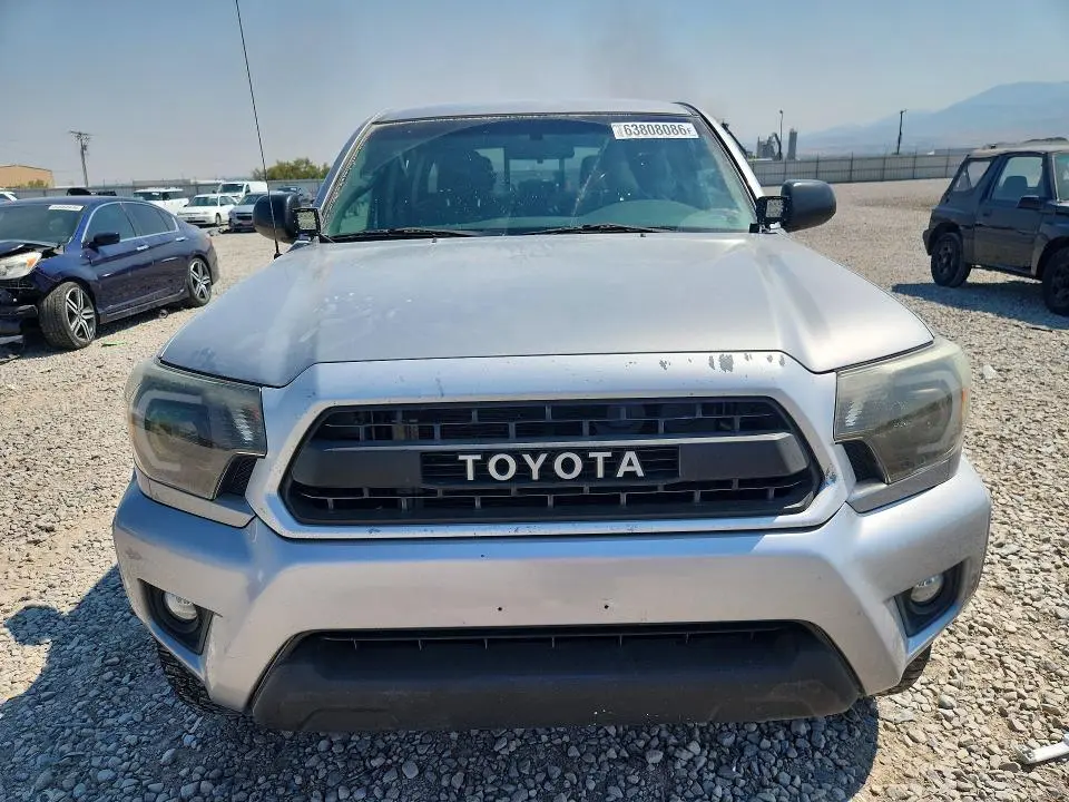 2015 TOYOTA TACOMA V6  