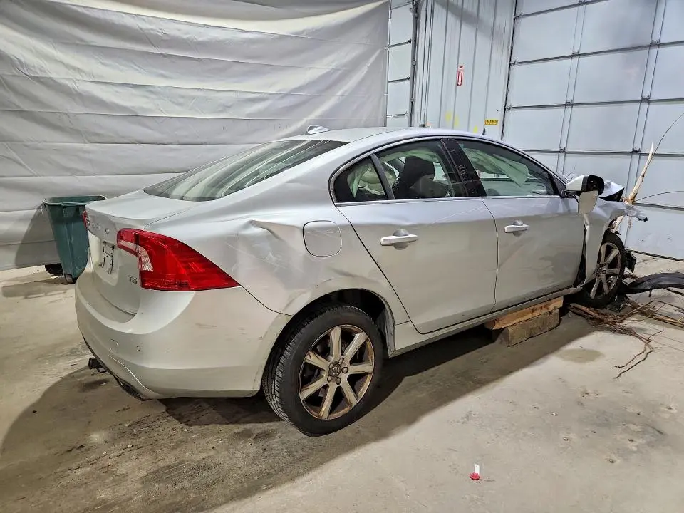 2016 VOLVO S60 PREMIER  