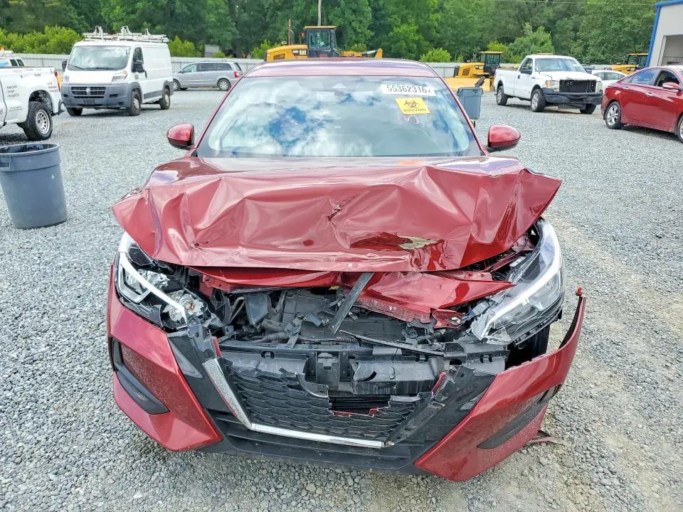 2022 NISSAN SENTRA SV  
