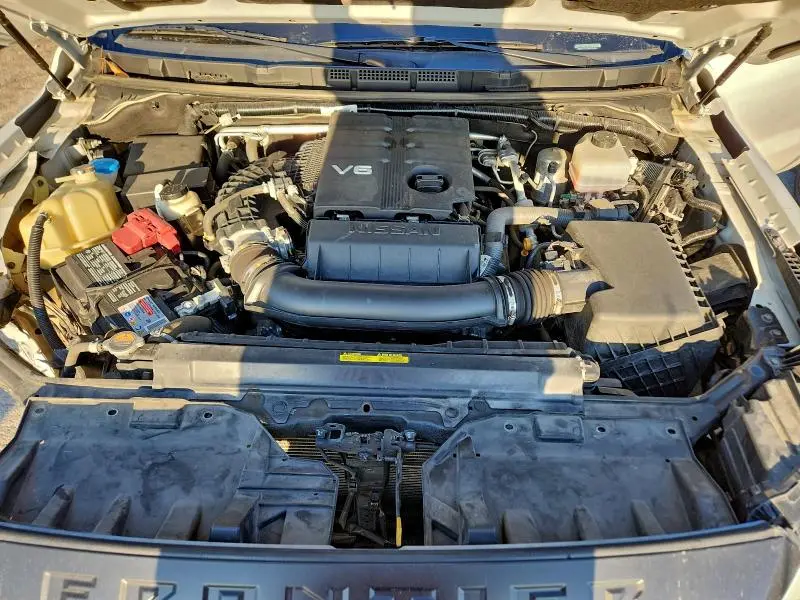 2022 NISSAN FRONTIER S  