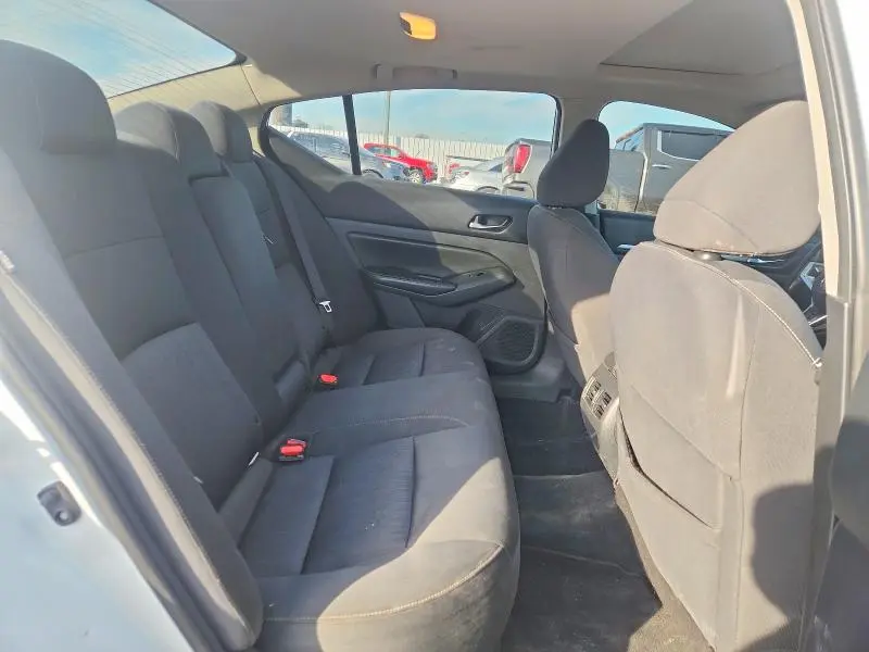 2019 NISSAN ALTIMA SV  