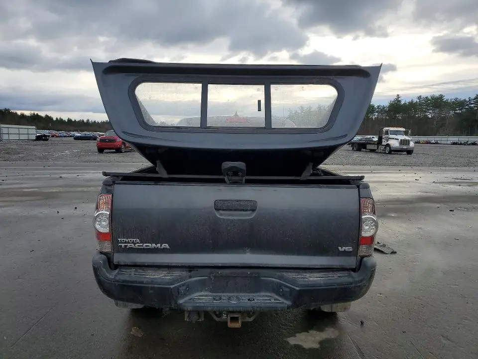 2014 TOYOTA TACOMA V6  