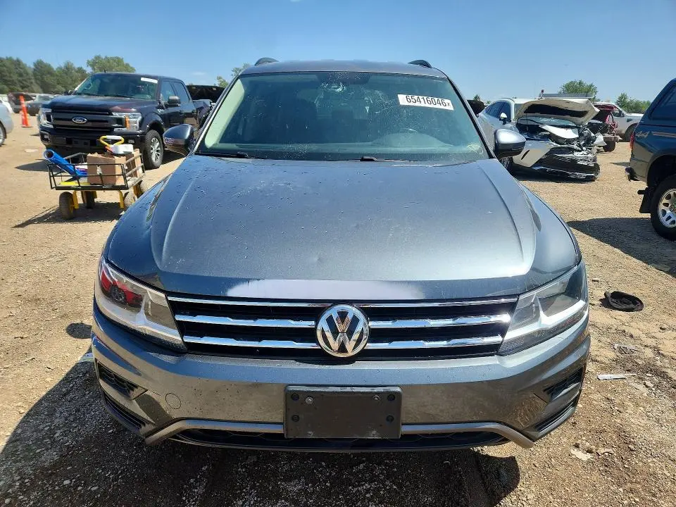 2019 VOLKSWAGEN TIGUAN SE  