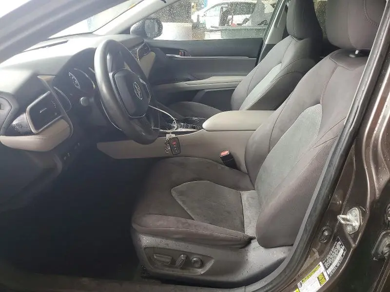 2018 TOYOTA CAMRY LE  